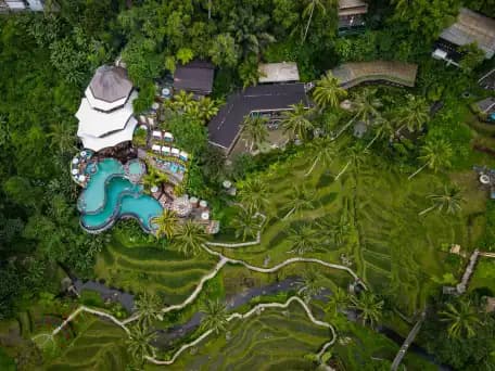 Accommodation -₹2,500 to ₹15,000 per night
