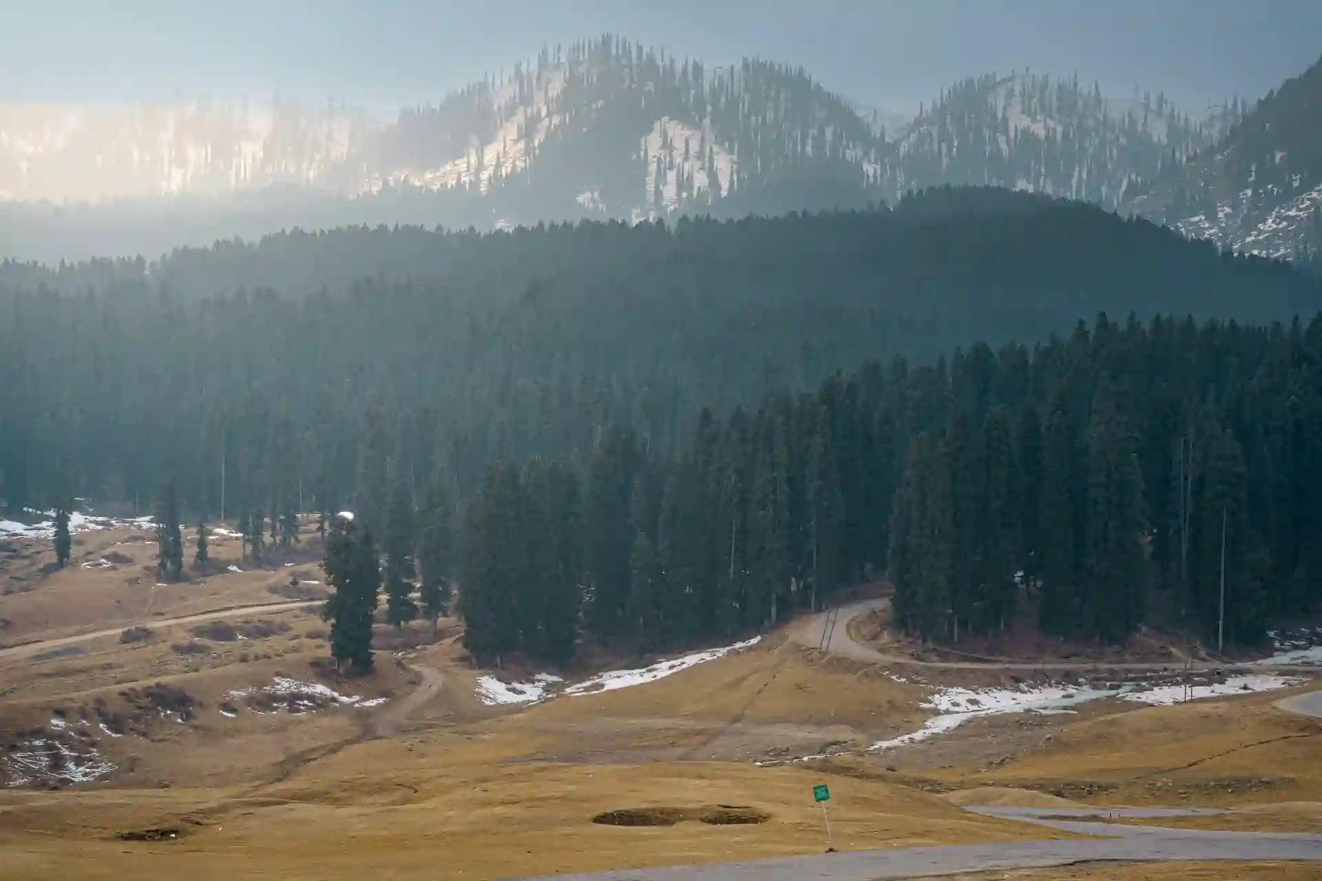 The mountain resort of Yusmarg and Doodhpathri – Quiet Alternatives.