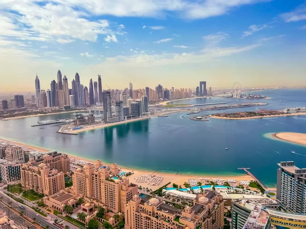Best Time to Visit Dubai: Month-by-Month Weather, Festival Guide & Seasonal Hacks