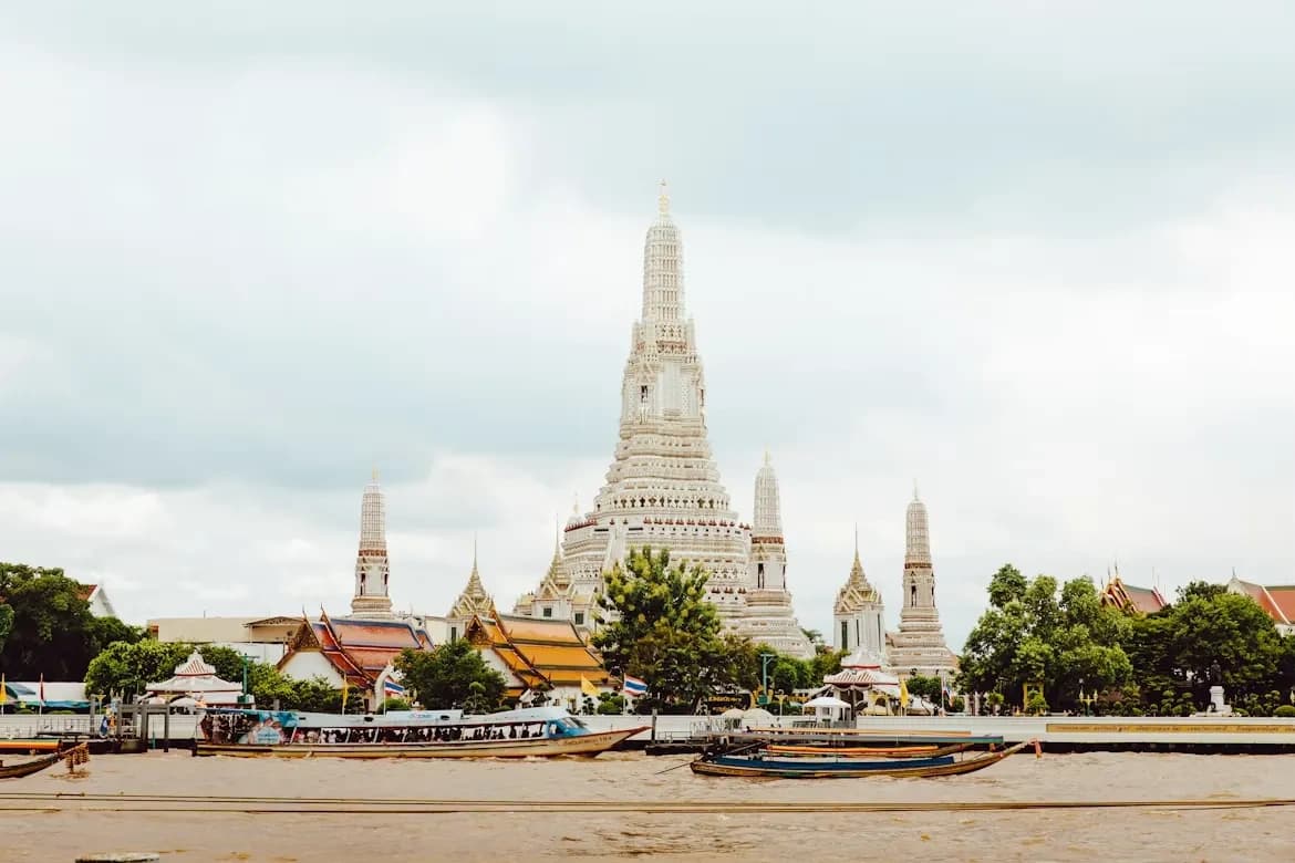 Where to Stay in Thailand: Bangkok vs Phuket vs Krabi vs Pattaya