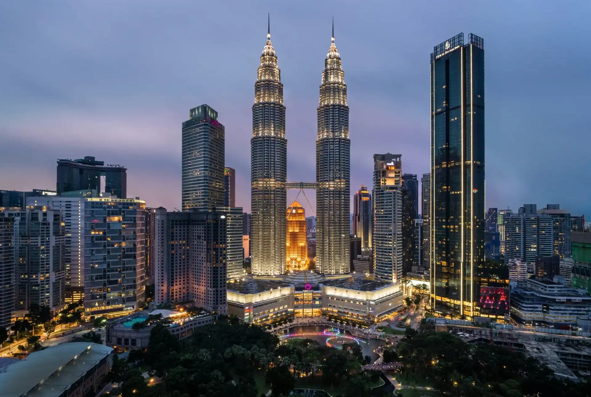 Uncover Captivating Malaysia: Petronas Towers, Islands & Custom Trips