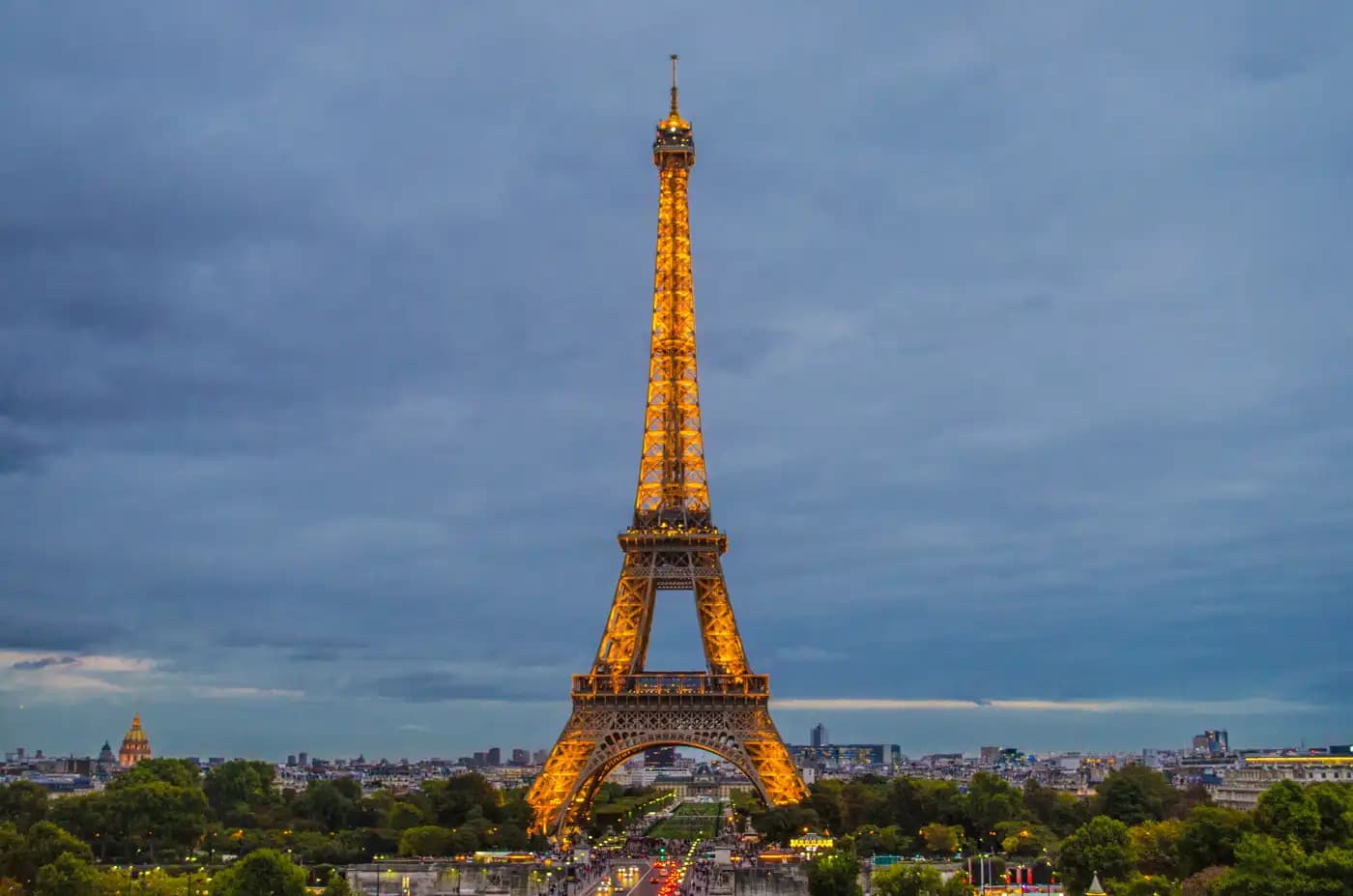 Paris, Champagne and Versailles Luxury Tour Package