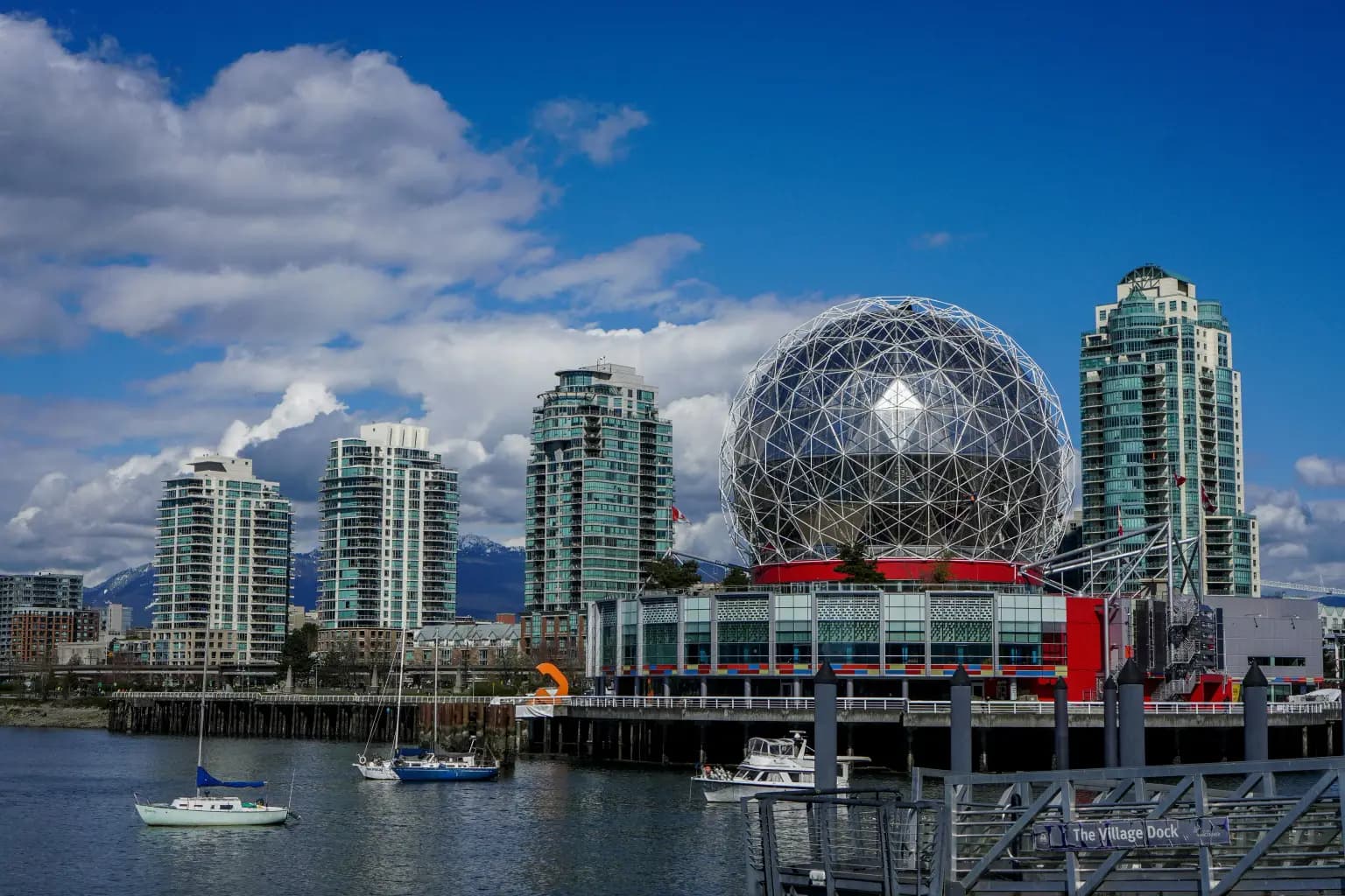 Canada Rocky Mountaineer Rail Tour Package