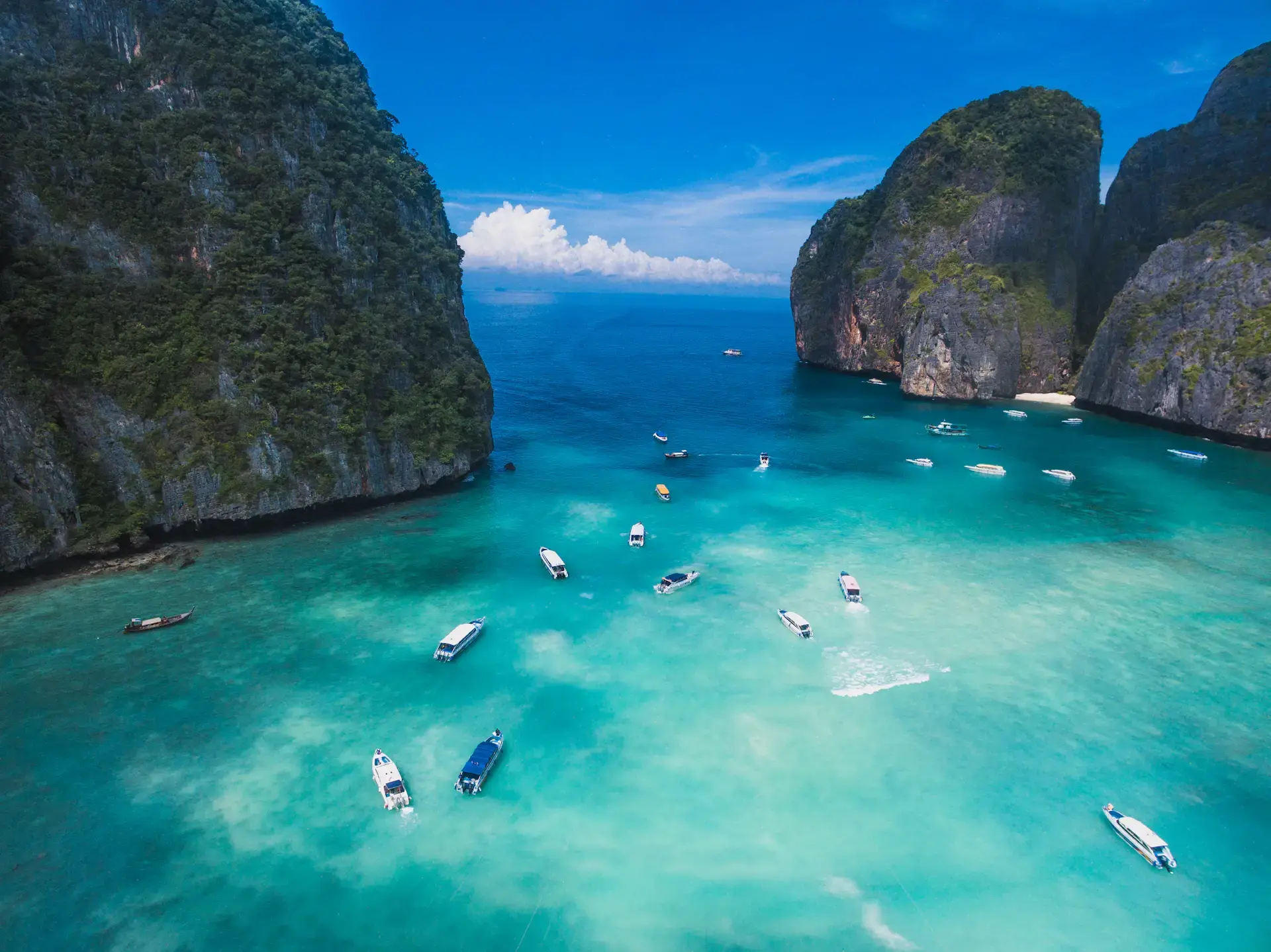 Thailand Budget Tour: Bangkok, Ayutthaya & Chiang Mai