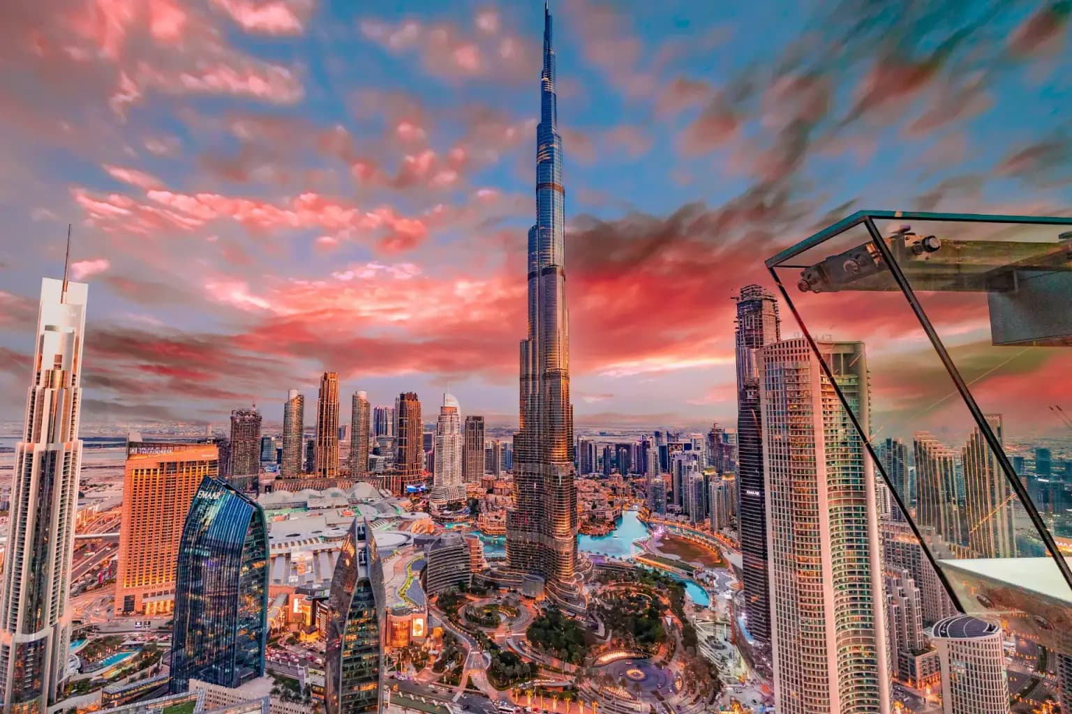 Dubai and Abu Dhabi Theme Parks Holiday Tour Package :6 Nights