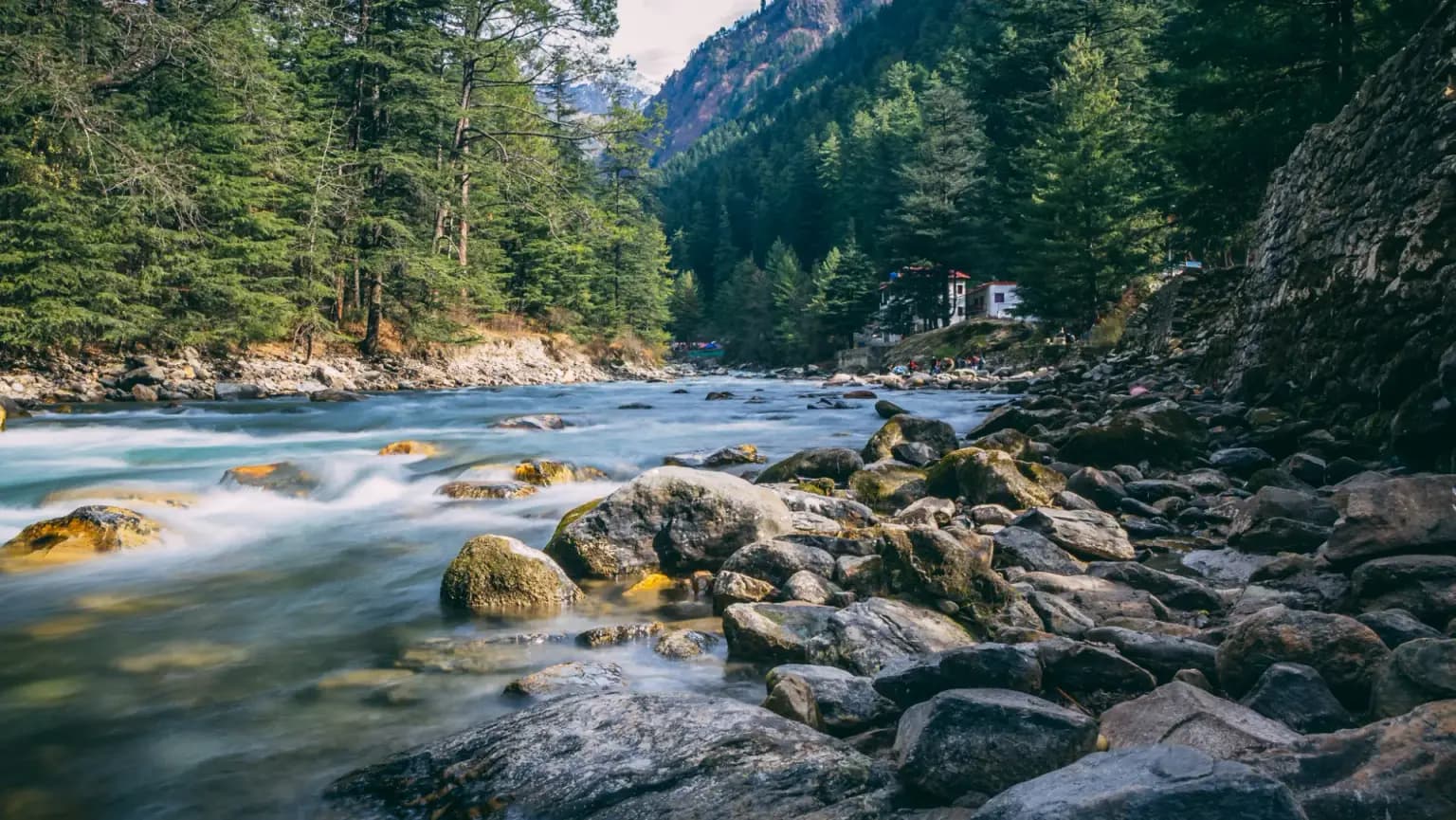 Himachal Romantic Escape Tour Package