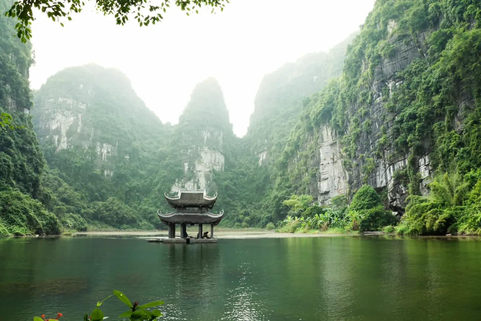 Vietnam Signature Tour Package
