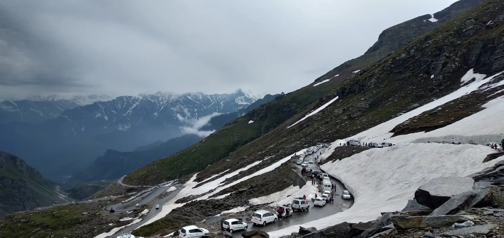 Hadimba at Dawn & Rohtang Skies: A 5-Day Budget Manali Honeymoon from Deodar Cedar Forest to Snow-Covered Passes