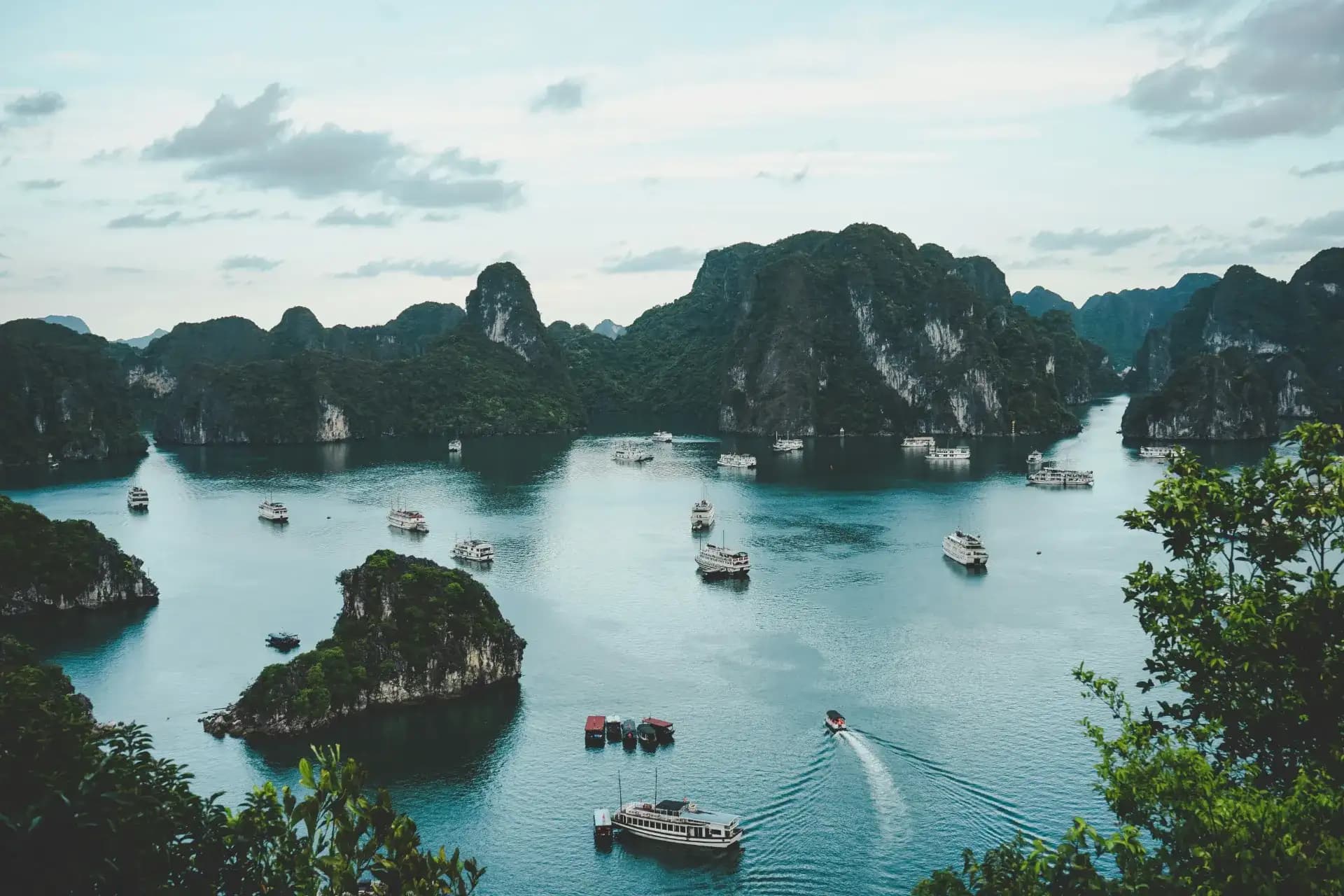 Vietnam Family Discovery Tour Package