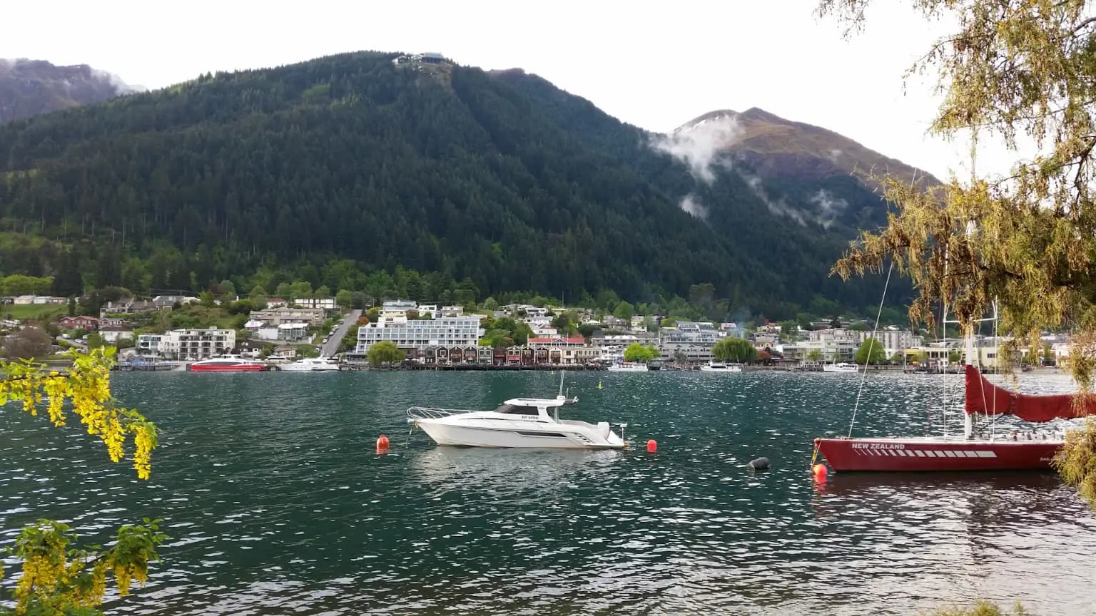lakefront view Queenstown
