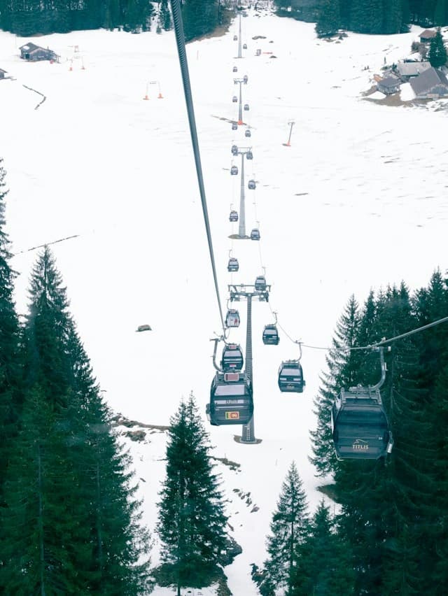 Rotair cable car over the glacier